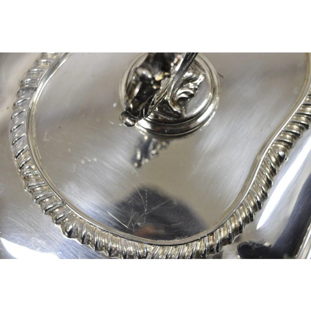 Vintage Regency Style Silver Plated Covered Vegetable Dish Serving Platter For Sale In Philadelphia - Image 6 of 13