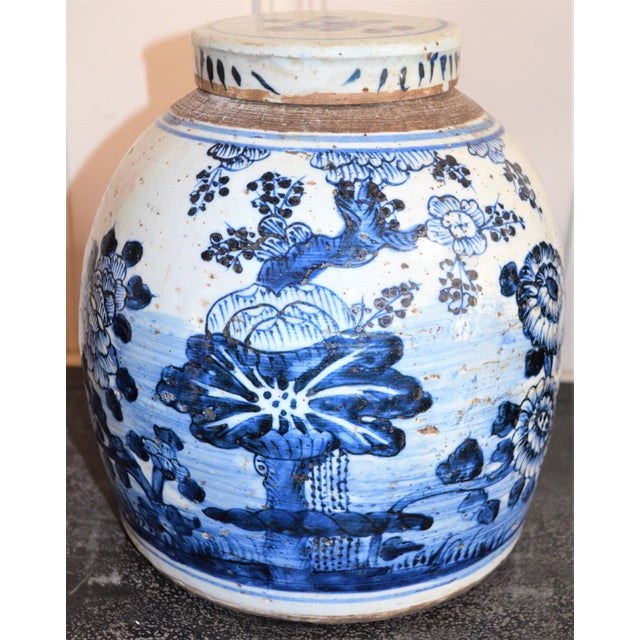 2020s Chinoiserie White & Blue Floral Ginger Jar For Sale - Image 5 of 7