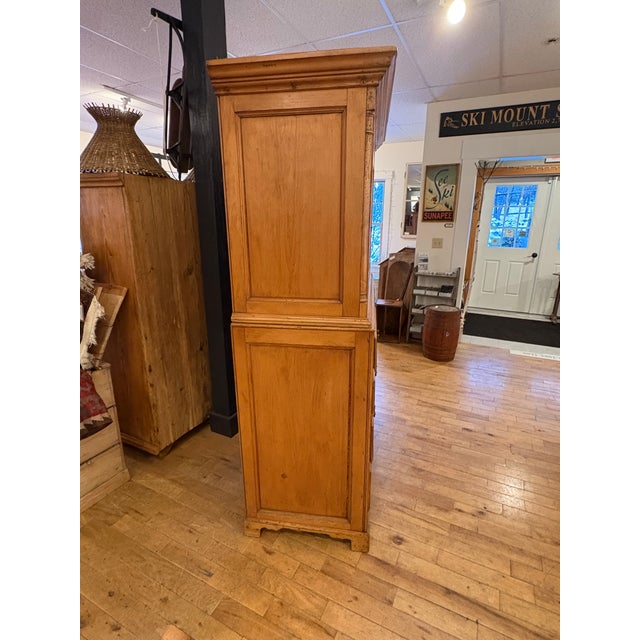 Antique English Pine Linen Press W/5 Graduated Drawers For Sale - Image 4 of 8