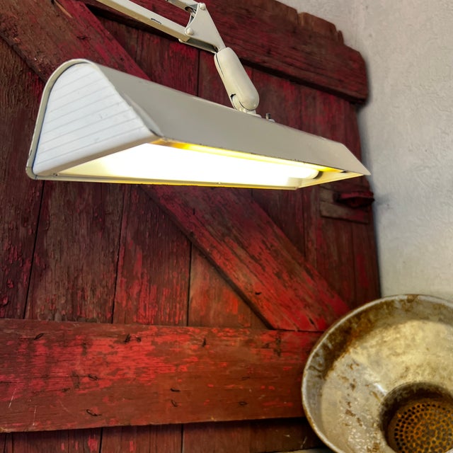 Mid-Century Modern Vintage Adjustable Drafting Desk Lamp With Spring-Loaded Arms Clamp Base Cream Finish MCM For Sale - Image 3 of 13
