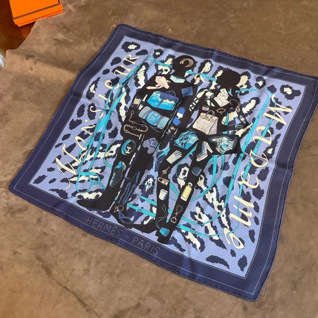 A 2000s Monsieur Et Madame Blue Silk Square Scarf by Hermès For Sale - Image 13 of 14