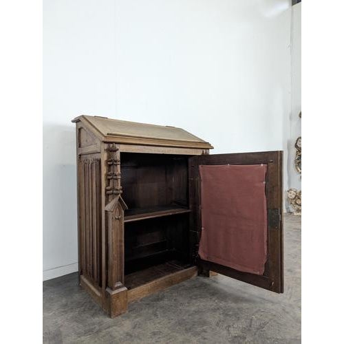 Gothic Prie-Dieu in Carved Walnut For Sale - Image 5 of 9