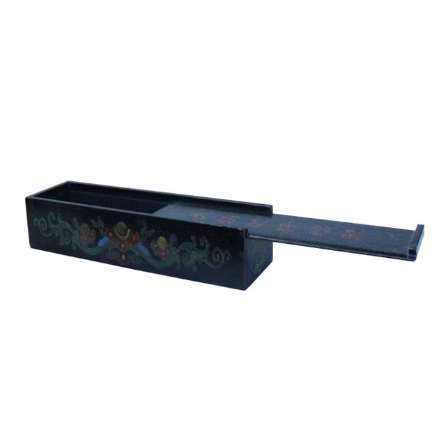 Chinoiserie Chinese Distressed Black Lacquer Chinoiserie Long Rectangular Treasure Box For Sale - Image 3 of 7