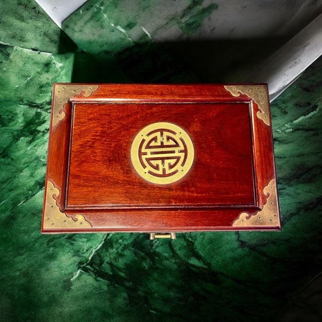 Wood Vintage Chinese Chinoiserie Oriental Rosewood & Brass Jewelry Box, Silk Lining For Sale - Image 7 of 10