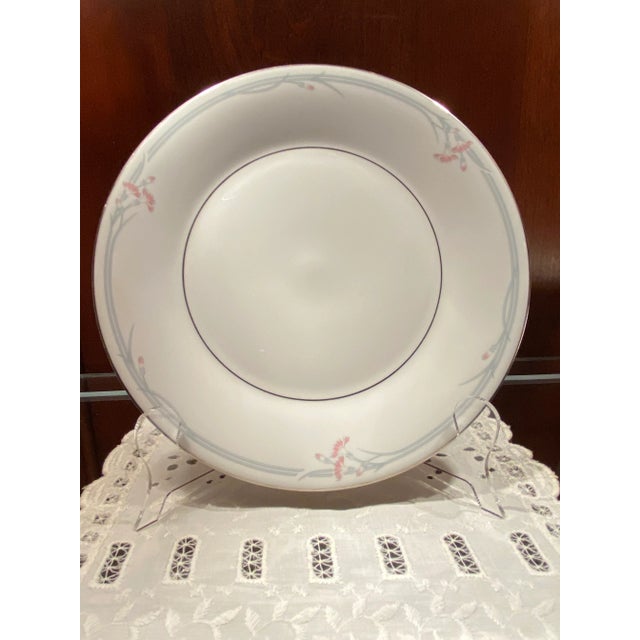 1980s Royal Doulton “Pink Carnation” Lunch / Salad Plates. Fine English Bone China. Set of 4. 2 Sets Available. Marked H5084. Late 20thC For Sale - Image 5 of 9