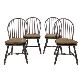 1990s Set of Four d.r. Dimes Windsor Bowback Side Chairs in Black Crackle With Custom Cushions For Sale