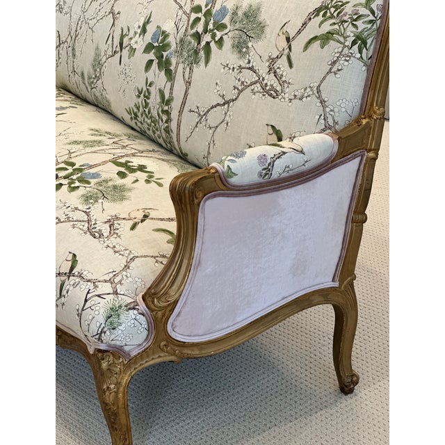 Antique French Louis XV–Style Sofa — Thibaut Katsura Lavender & Amethyst Velvet For Sale - Image 10 of 12