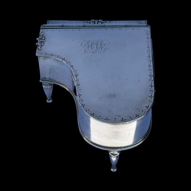 Antique Barbour Silver Co. Piano Dual-Compartment Jewelry Trinket Box For Sale In San Diego - Image 6 of 11