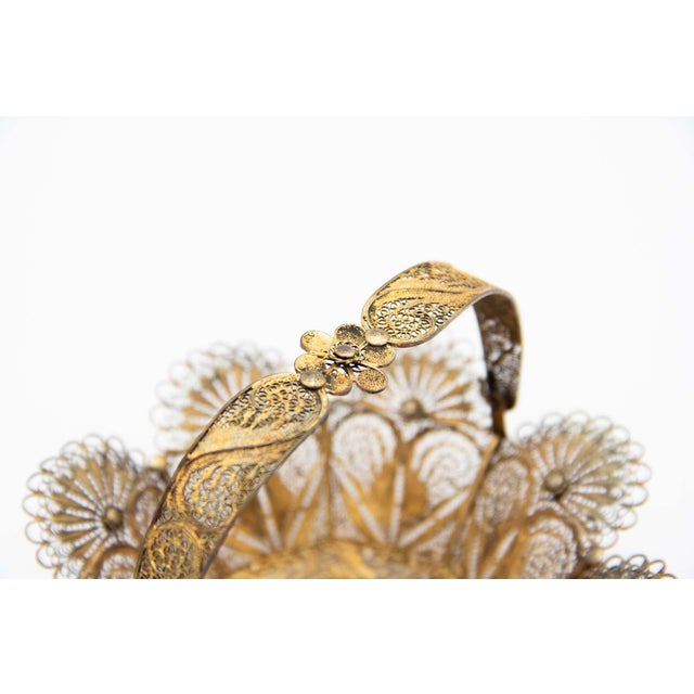 Gilded Silver Basket in Filigree Mesh For Sale - Image 3 of 4