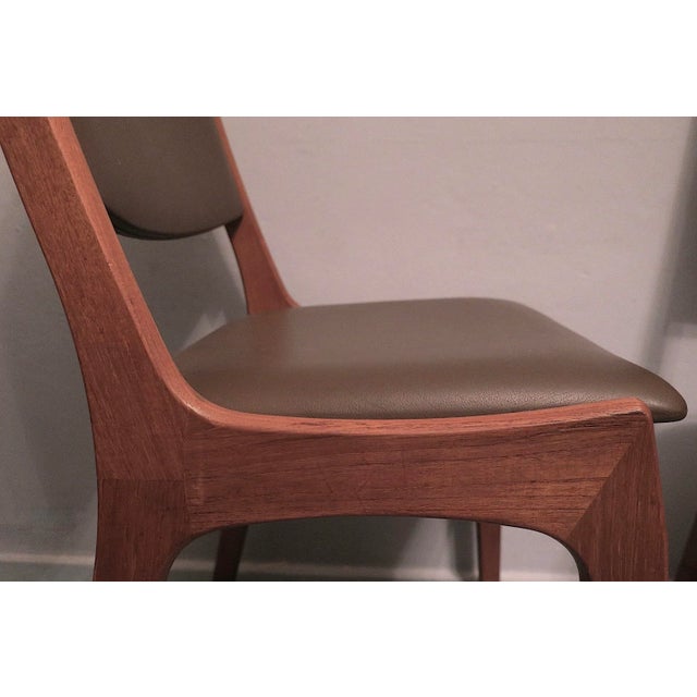1960s Danish Teak and Leather Dining Chairs from KS Møbler, 1960s, Set of 2 For Sale - Image 5 of 8