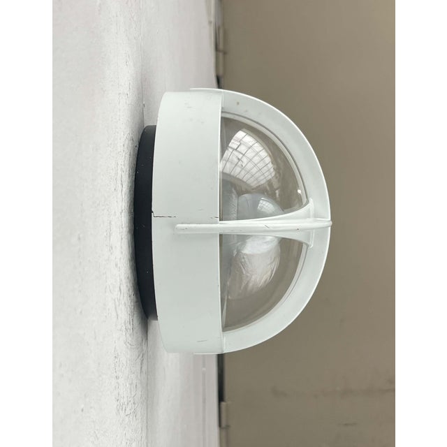 Mid-Century Modern Danish Pirat Mini White Outdoor Wall Lamp by Eva and Nils Koppel, Gert Edstrand for Nordisk Solar, 1960s For Sale - Image 4 of 18