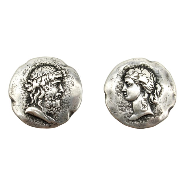 Late 19th Century Pair of Victorian George Shiebler Sterling Silver Homeric Cufflinks For Sale