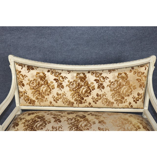 Antique French Louis XVI Style Distressed Painted Settee For Sale In Philadelphia - Image 6 of 12
