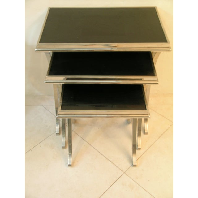 1970s Modern Chrome and Glass Nesting Tables - Set of 3 For Sale - Image 9 of 10