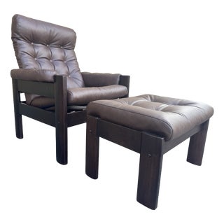 Set of Vintage Amigo Lounge Chair and Ottoman in Leather from Ekornes, 1970s For Sale