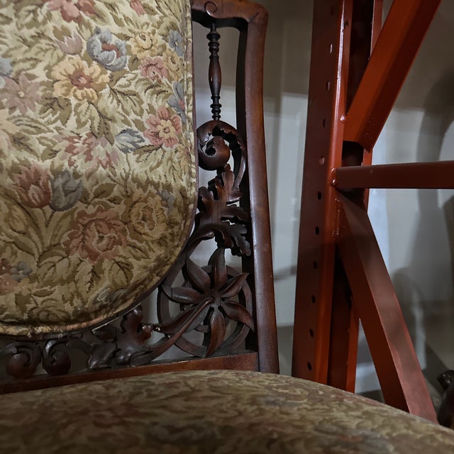 1970s Wooden Mid-Century Modern Detailed Carved Chair With Floral Cushions For Sale - Image 4 of 5