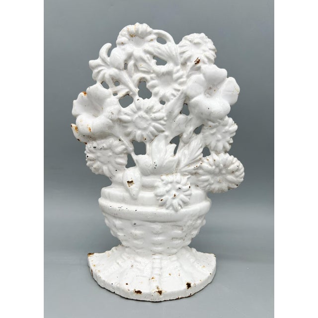 1980s Vintage 1980's White Cast Floral Door Stops – Set of Three – Cottagecore / French Country / Shabby Chic For Sale - Image 5 of 13