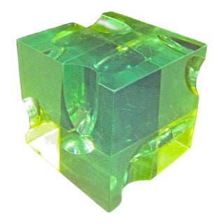 1960s Mid-Century Optical Light and Space Sculpture Green Lucite Cube Attributed to Roz Stroll For Sale