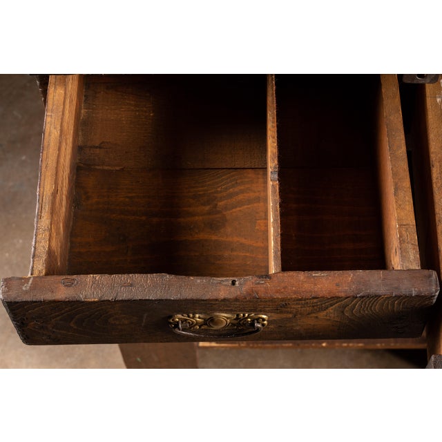Auburn Early American Primitive Pine Standing Clerk’s Desk and Cabinet For Sale - Image 8 of 9