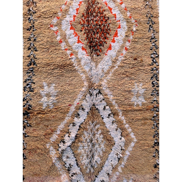 Camel 1980s Handknotted Moroccan Wool Rug - 5'5" X 11'6" Ft For Sale - Image 8 of 10
