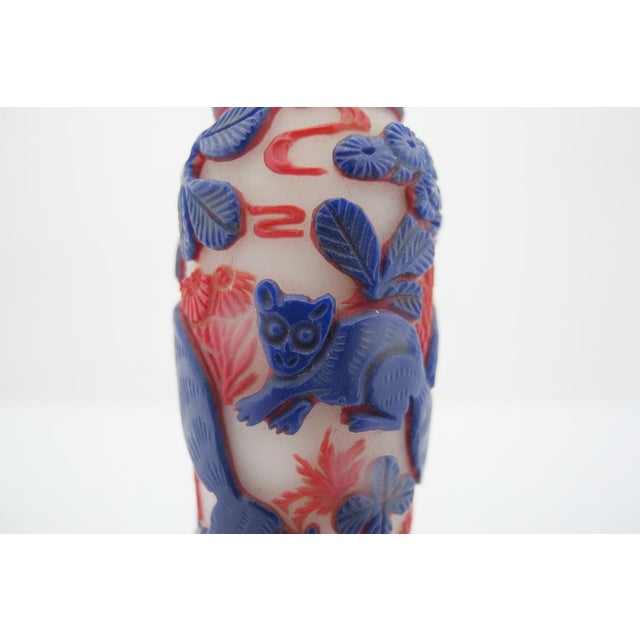 Blue Chinese Animal & Bird Carved Overlay Red & Blue Peking Glass Snuff Bottle For Sale - Image 8 of 14