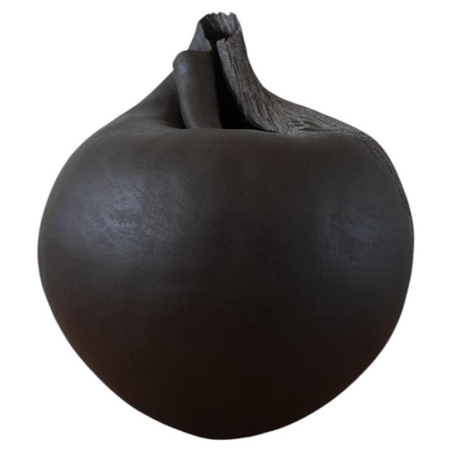 Vestiges II Sculptural Ceramic Vase by Audrey Vo Van For Sale - Image 15 of 15