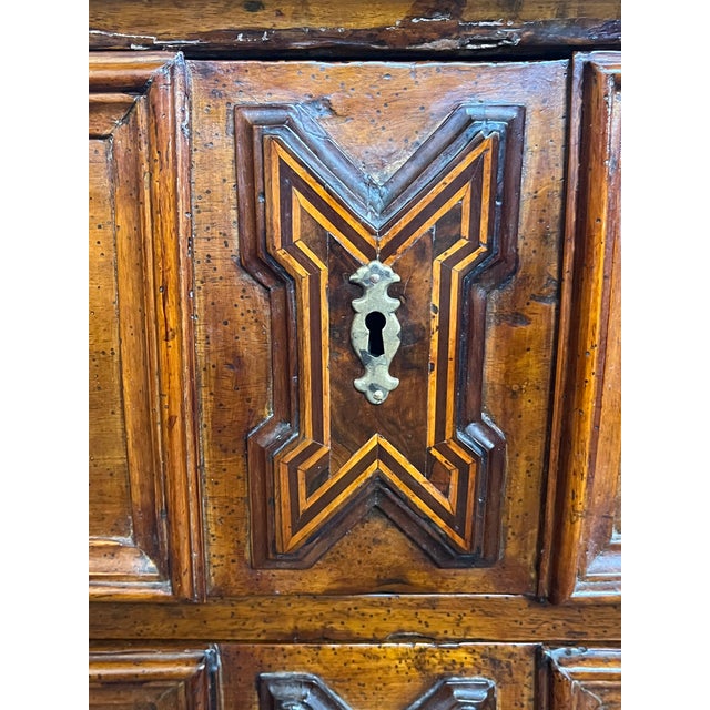 Wood 18th Century Italian Walnut Chest of Drawers / Commode With Inlay For Sale - Image 7 of 12
