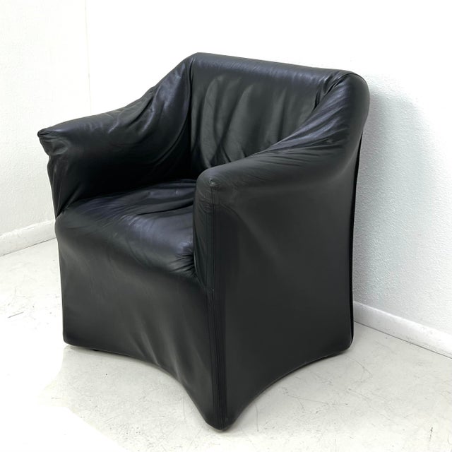 Mid-Century Modern "Piccola Tentazione" Armchair Attributed to Mario Bellini for Cassina For Sale - Image 3 of 17