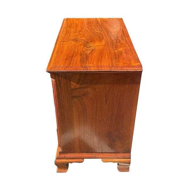 Antique Chippendale Delaware Valley Figured Walnut Gentlemen's Chest of Drawers For Sale - Image 11 of 12