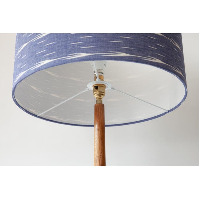 Mid-Century Minimalist Floor Lamp, Denmark, 1960s For Sale - Image 4 of 6