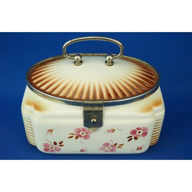 20th Century Deco Box in Ceramic and Metal attributed to the Spritzdekor Factory, Germany, 1920s For Sale - Image 11 of 18