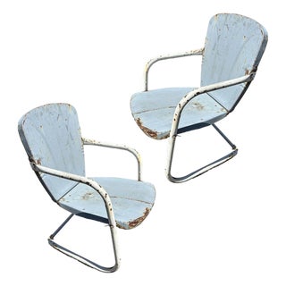 1950s Shabby Chic Steel Flat Iron Springer Patio Outdoor Lounge Chair, Pair For Sale