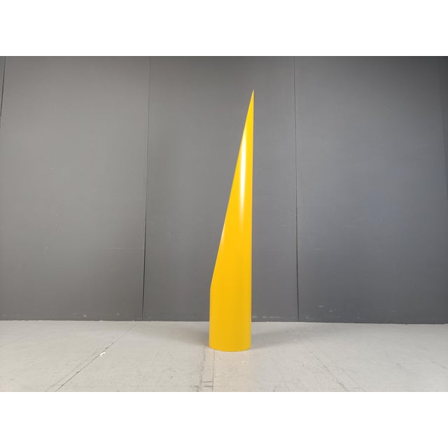 Vintage 'Lipstick' floor mirror, good condition. Great timeless design 1970s - Italy Dimensions: Height: 164cm/64.56" This...