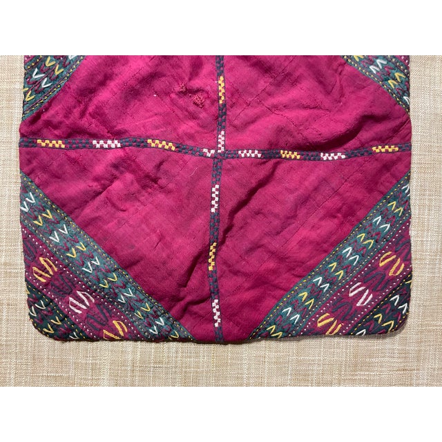 Textile Antique Uzbek Lakai Tribal Bag – Hand-Embroidered Silk Suzani Side Bag For Sale - Image 7 of 15