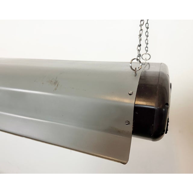 Industrial Grey Hanging Tube Light from Elektrosvit, 1960s For Sale - Image 6 of 18