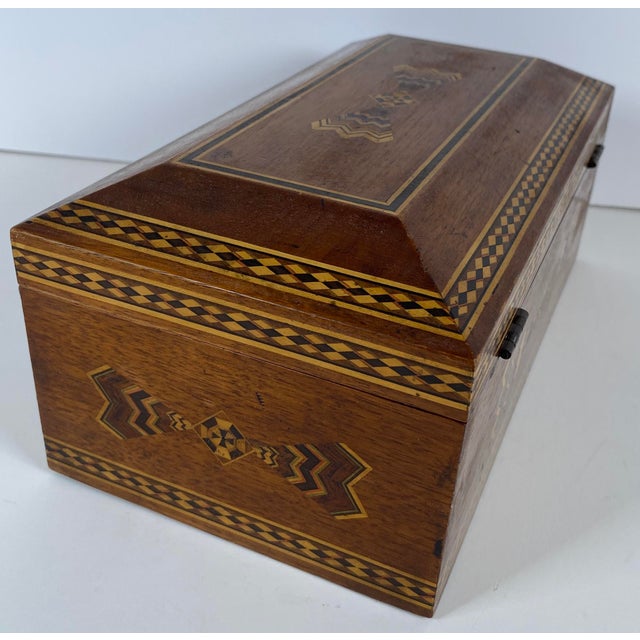 Italian Italian Marquetry Inlaid Wooden Jewelry Box, Geometric Sorrento Style, Mid-20th For Sale - Image 3 of 11