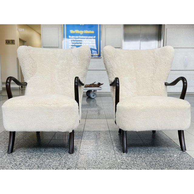 Mid-Century Modern 1940s Alfred Christensen Armchairs in White Shearling - A Pair For Sale - Image 3 of 16