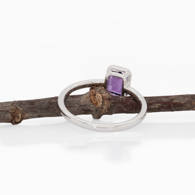 Metal Stella Solid 14k Gold Amethyst Ring With Natural Diamonds Accents, Emerald Cut, Size 6.75 For Sale - Image 7 of 8
