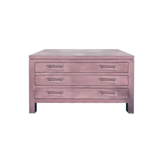 33.5" W x 33.5" D x 19.5" H Slate Finish