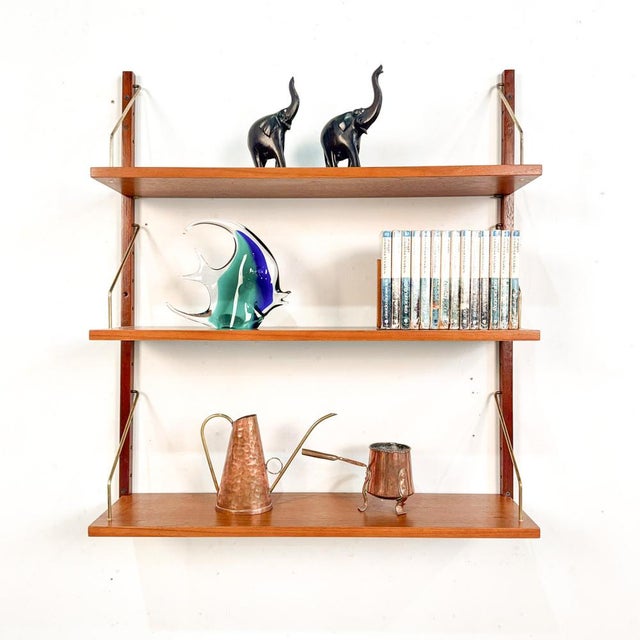Danish Teak Shelving Unit with Three Shelves in the style of Cadovius, Sorensen, 1960s For Sale - Image 4 of 8