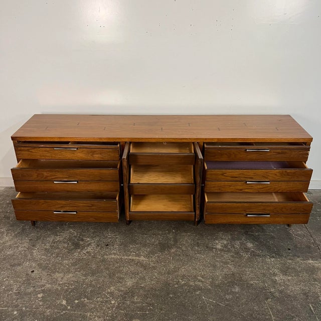 Mid-Century Modern Lane Long Low Tuxedo Dresser McCobb Style For Sale - Image 3 of 12
