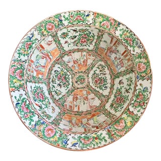 Large 19th Century Rose Medallion Rimmed Bowl For Sale