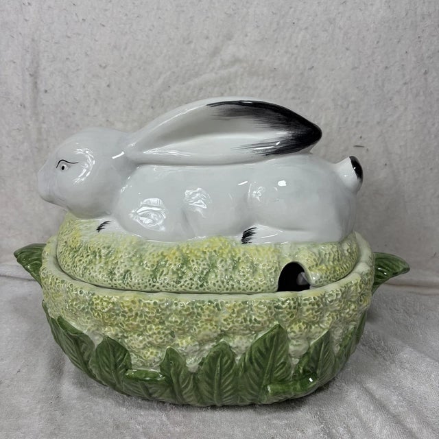 1990s Vintage Italian Majolica Rabbit on Cauliflower Easter Soup Tureen For Sale - Image 5 of 10
