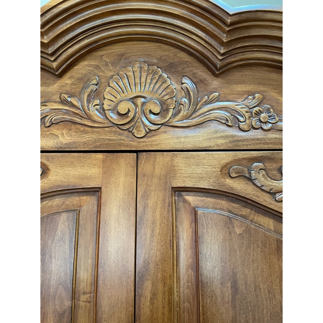 1990s Fremarc Country French Entertainment Armoire Alder Wood For Sale - Image 9 of 10