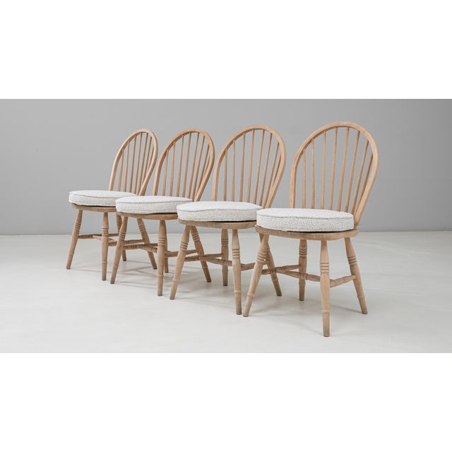 20th Century English Oak Dining Chairs With Seat Cushions - Set of 4 For Sale - Image 13 of 18