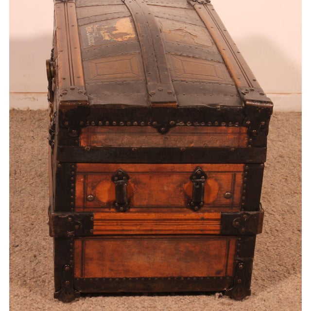 Antique Travel Trunk in Leather and Wood, 1890s For Sale - Image 10 of 15