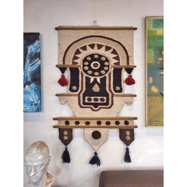 South American Wall Weaving, 1960s, in Very Good conditions. Designed 1960 to 1969