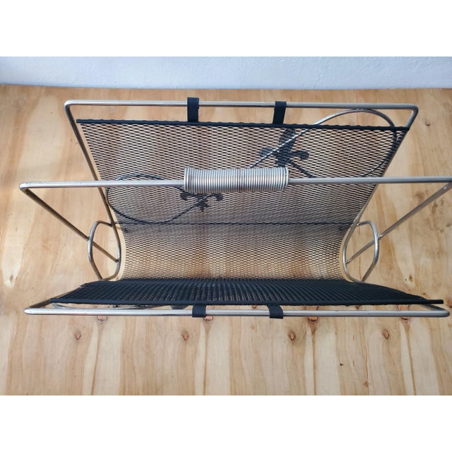 Gold 1960s Mid Century Steel Mesh Magazine Rack with Fleur De Lis Motif For Sale - Image 8 of 11