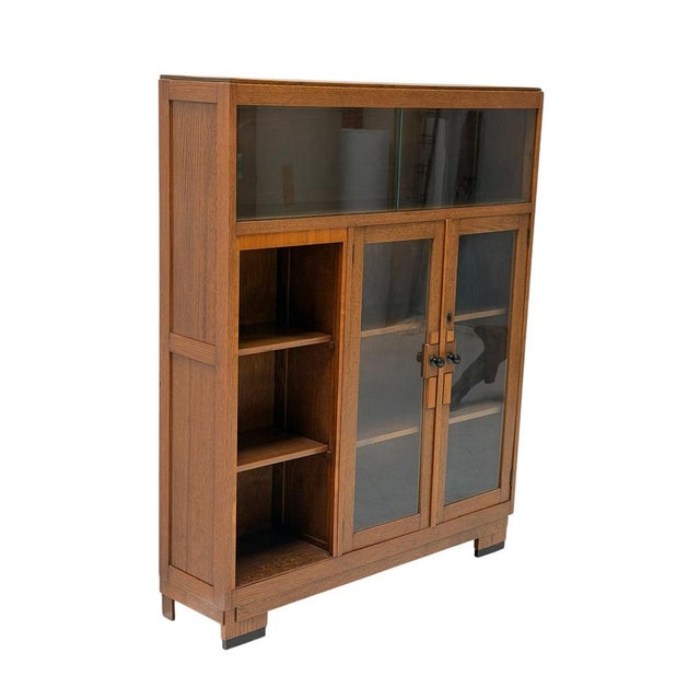 Art Deco Modernist Display Bookcase in Oak with Glass Doors, 1930s For Sale - Image 9 of 12
