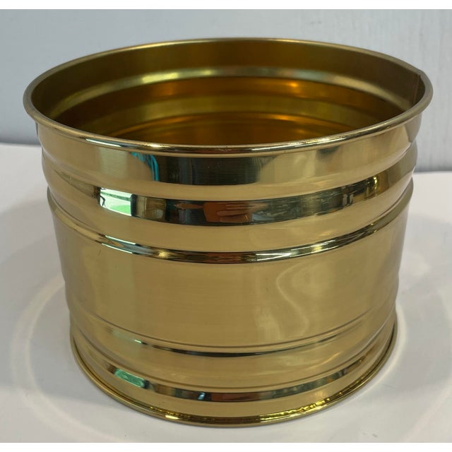 Nice vintage Bristol Brass 5.5” round brass planter